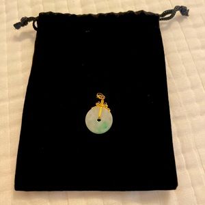 14k gold jade pendant
